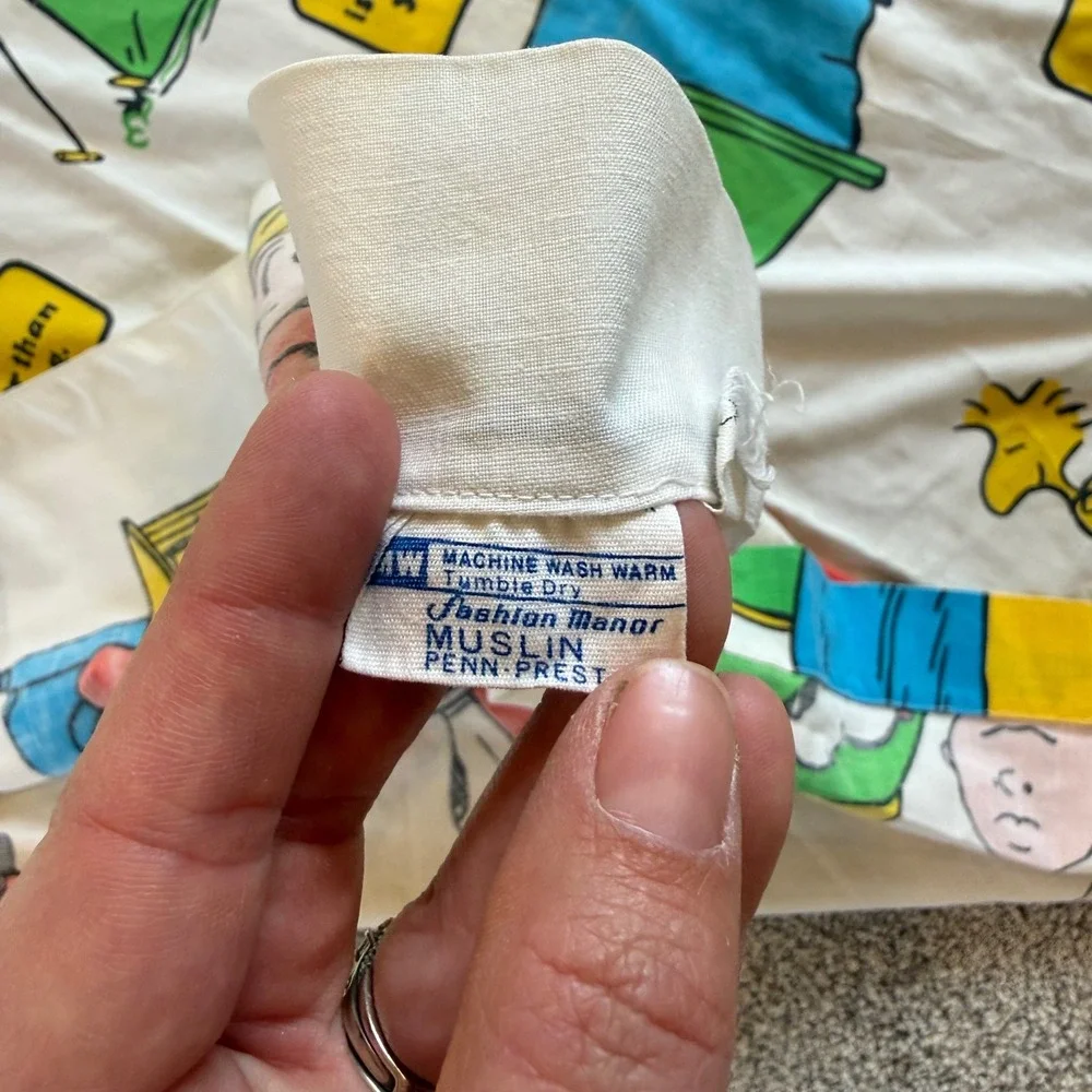 Vintage 1971 Peanuts Snoopy Charlie Brown Twin Flat Sheet JCPenney Muslin White